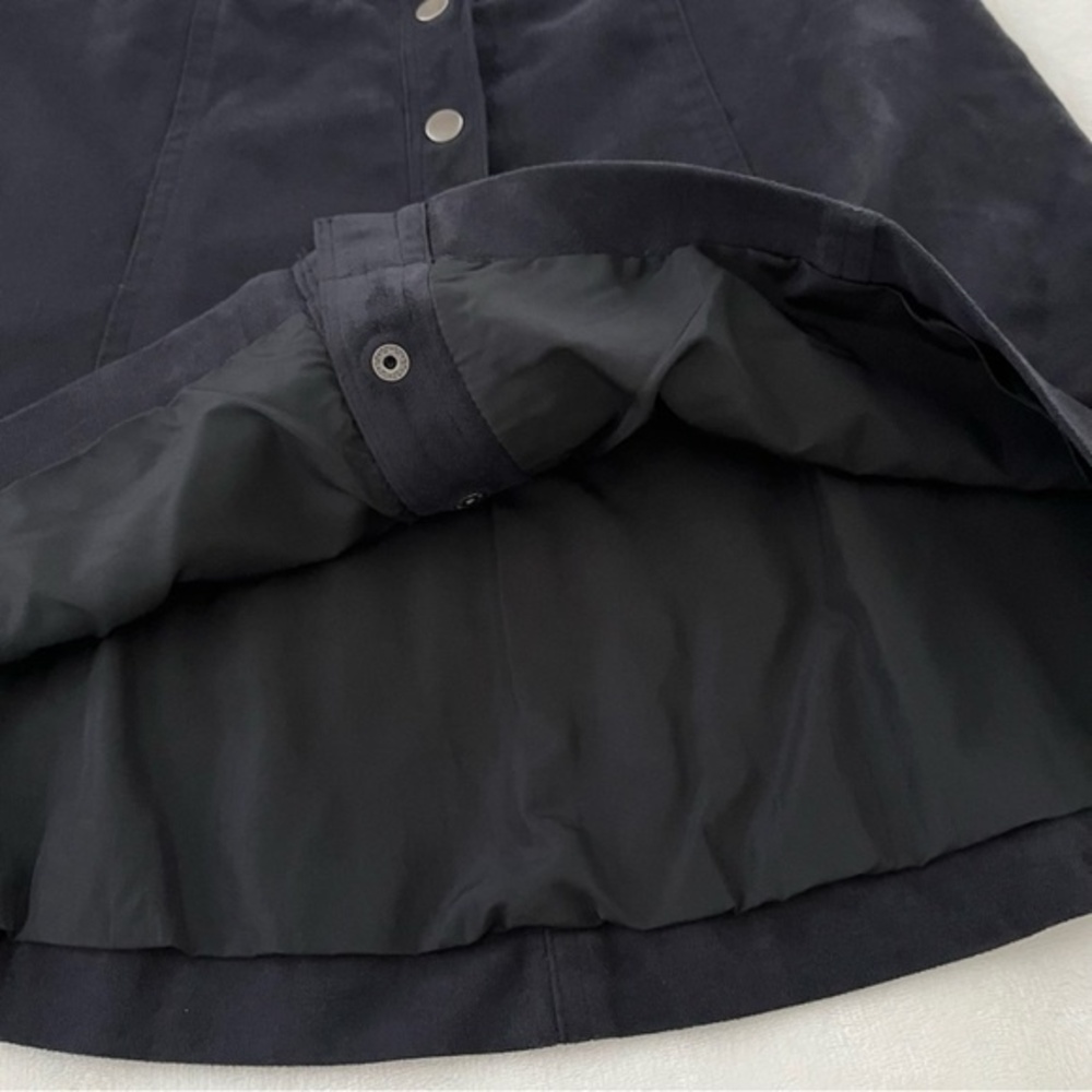 Abercrombie & Fitch Faux Suede Skirt Button Front in Black, Size 2 NWOT - Picture 7 of 10